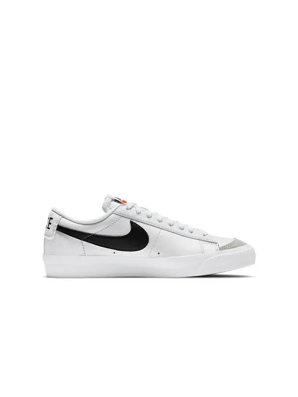 Кроссовки blazer low '77 'white black' Nike — изображение 2 из 4, черный/белый/серый