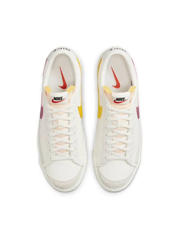 Кроссовки blazer low '77 vintage 'sail multi' Nike — изображение 4 из 4, белый/фиолетовый/желтый