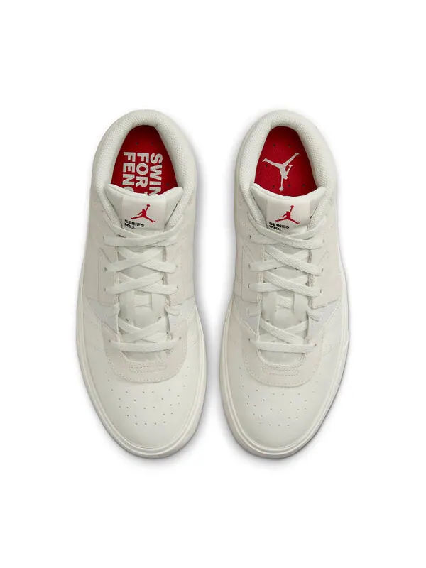 Кроссовки серии mid Air Jordan — изображение 4 из 4, белый