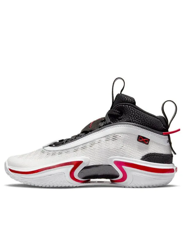 Кроссовки 36 Air Jordan — изображение 1 из 4, черный/белый/красный
