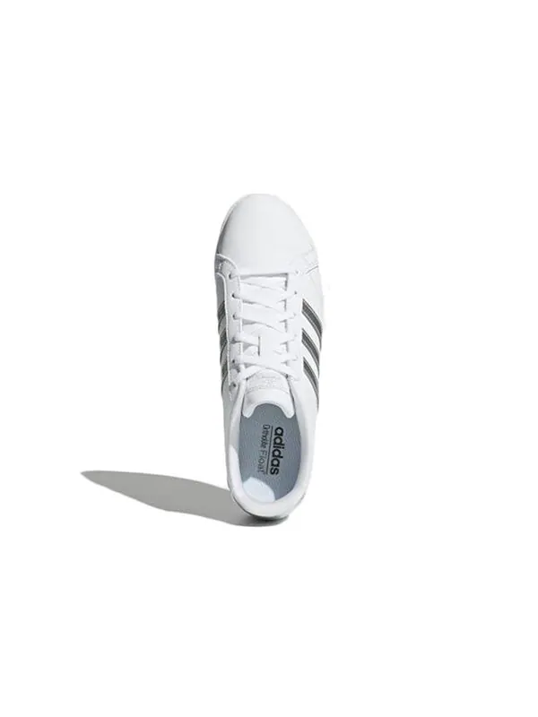 Кроссовки coneo qt Adidas — изображение 4 из 4, белый