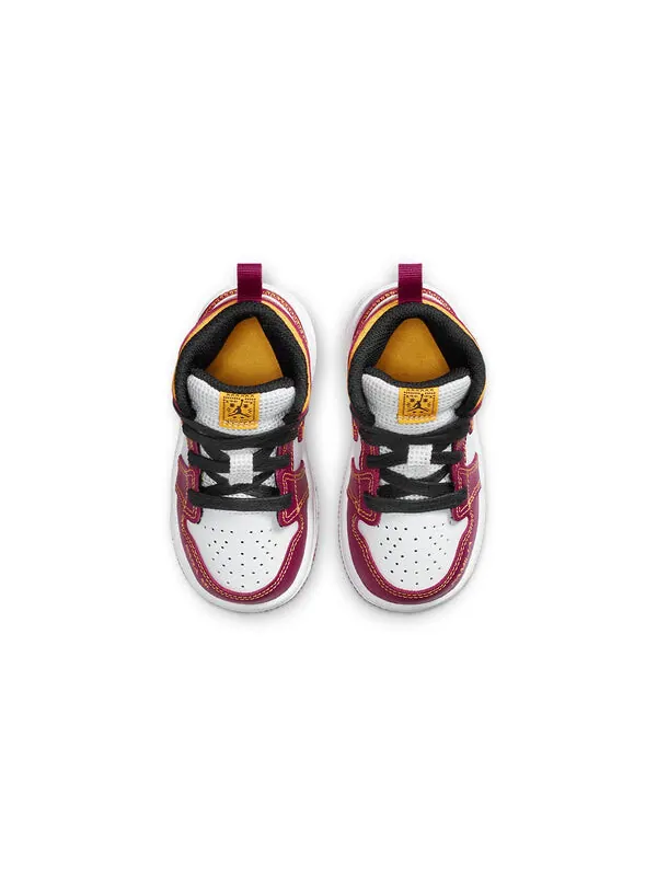 Кроссовки 1 средние Air Jordan — изображение 4 из 4, белый