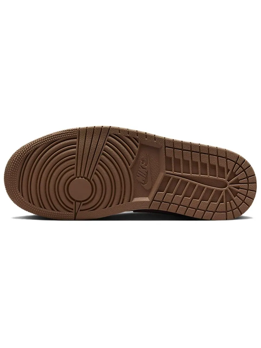 Кроссовки Air Jordan 1 Vintage Basketball Women's Low-top — изображение 5 из 5, коричневый