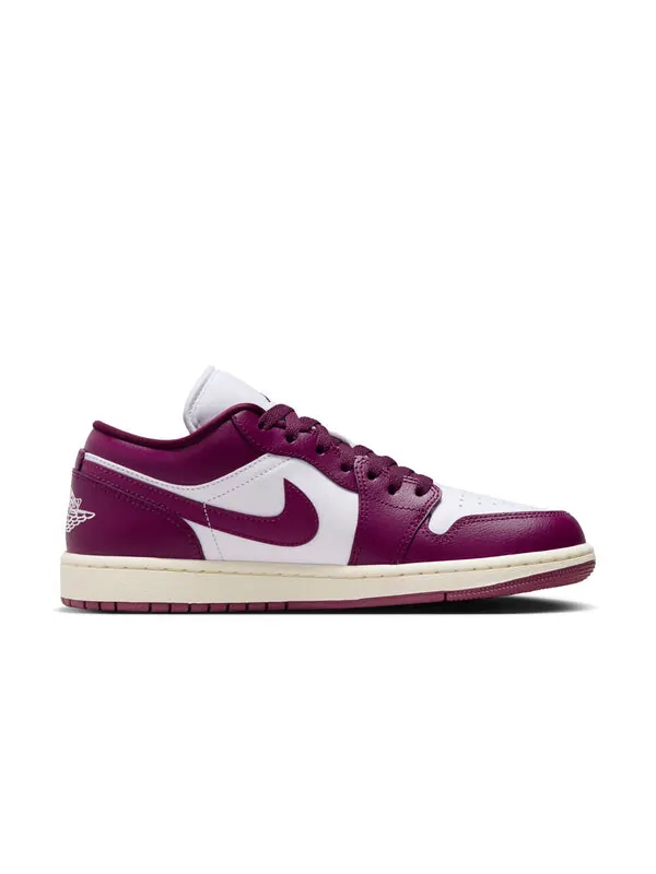 Кроссовки 1 низкие Air Jordan — изображение 2 из 4, белый