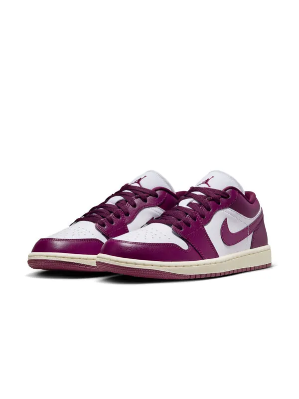 Кроссовки 1 низкие Air Jordan — изображение 3 из 4, белый