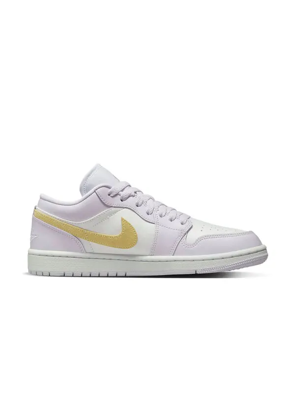 Кроссовки 1 low 'barely grape' Air Jordan — изображение 2 из 4, белый