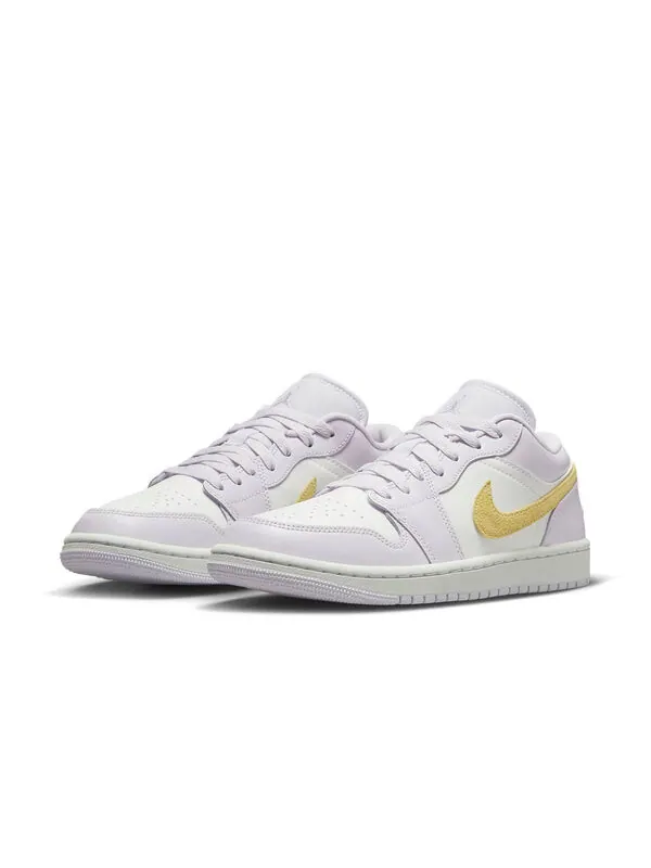 Кроссовки 1 low 'barely grape' Air Jordan — изображение 3 из 4, белый