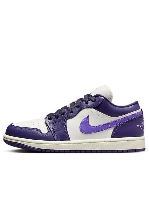 Кроссовки (WMNS) Air Jordan 1 Low 'Purple Sail' — изображение 1 из 4, фиолетовый