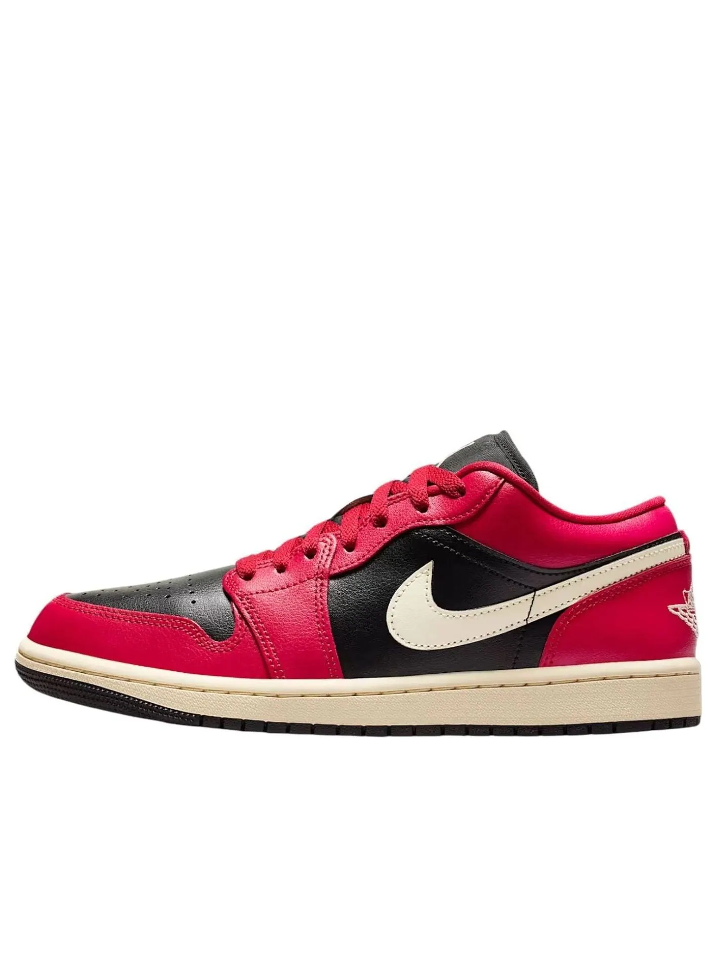 Кроссовки (WMNS) Air Jordan 1 Low 'Mystic Hibiscus Black Coconut Milk' — изображение 1 из 6, красный
