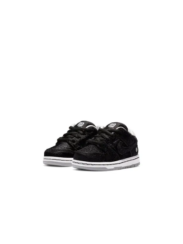 Кроссовки x medicom toy sb dunk low Nike — изображение 3 из 4, черный