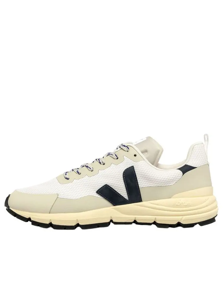Кроссовки Veja Dekkan Alveomesh Lace-Up Sneakers 'White Black' — изображение 1 из 5, белый