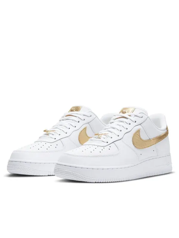 Кроссовки air force 1 '07 lv8 'gold foil swoosh' Nike — изображение 3 из 4, белый/золотистый