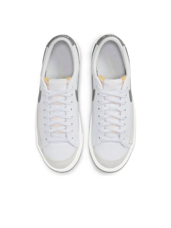 Кроссовки blazer low '77 'white metallic silver' Nike — изображение 4 из 4, белый/белый