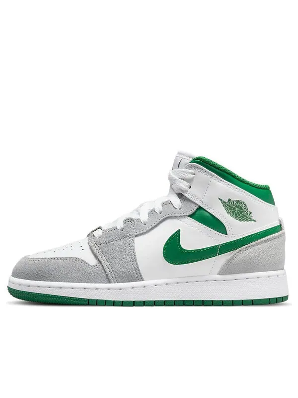 Кроссовки 1 средний размер Air Jordan — изображение 1 из 4