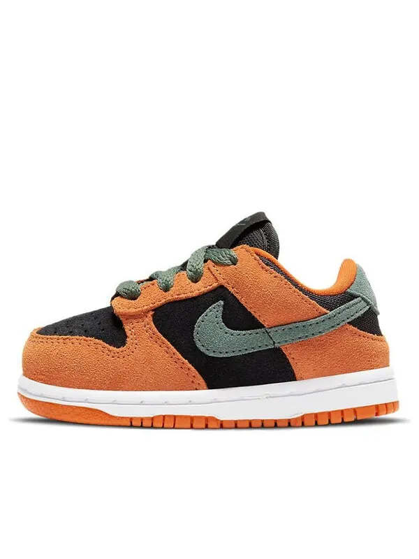 Кроссовки данки низкие sp Nike — изображение 1 из 4, черный