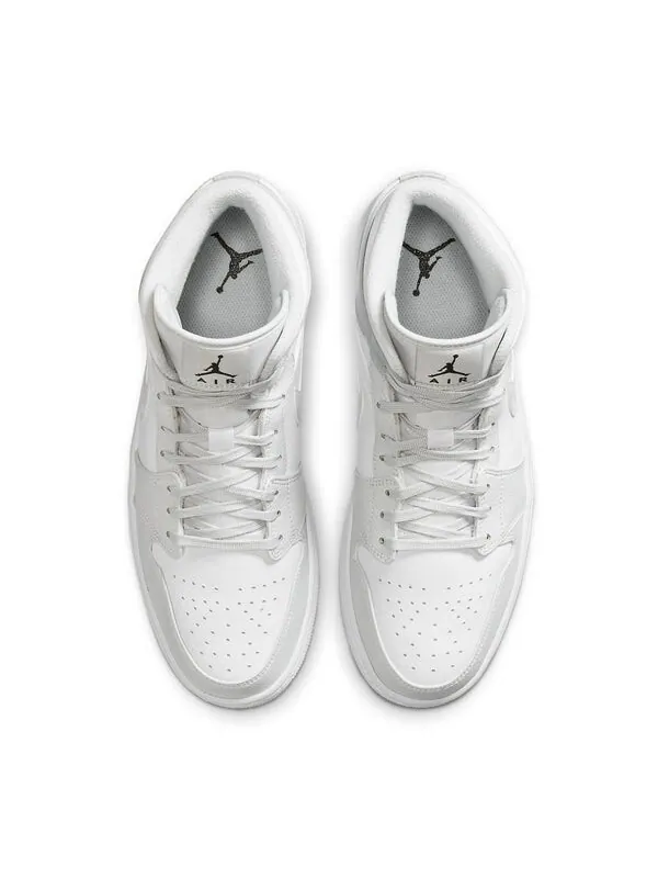 Кроссовки 1 средние Air Jordan — изображение 4 из 4, белый