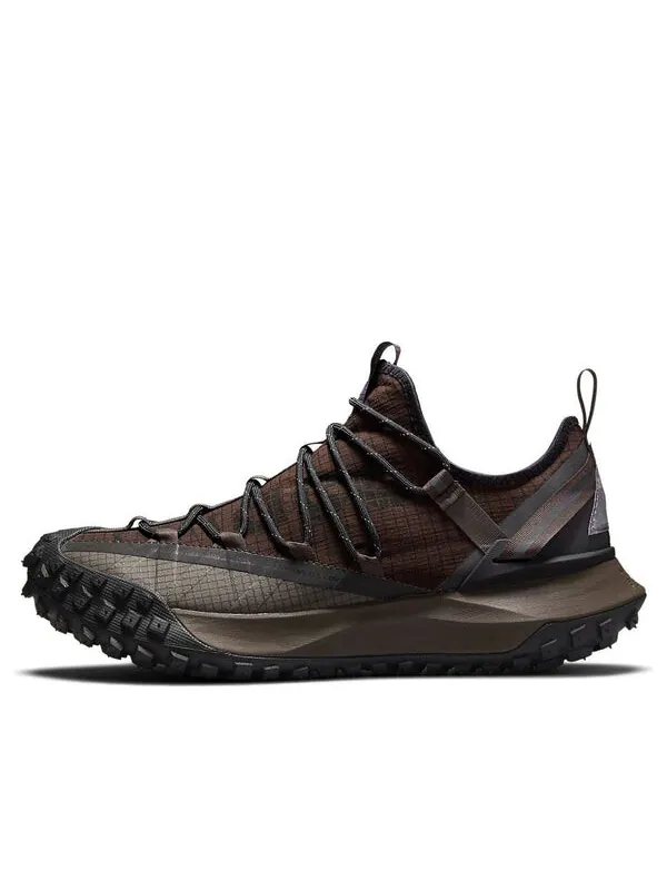 Кроссовки acg mountain fly low Nike — изображение 1 из 4, коричневый/черный