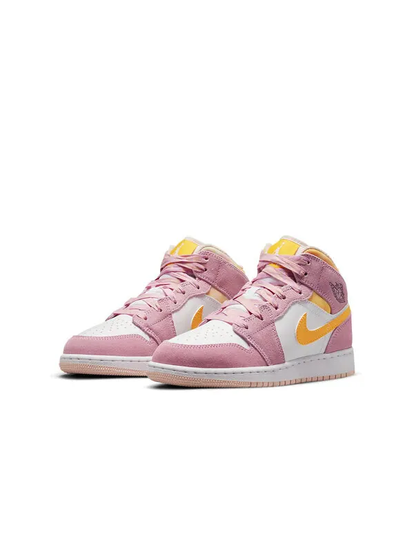 Кроссовки 1 средний размер Air Jordan — изображение 3 из 4