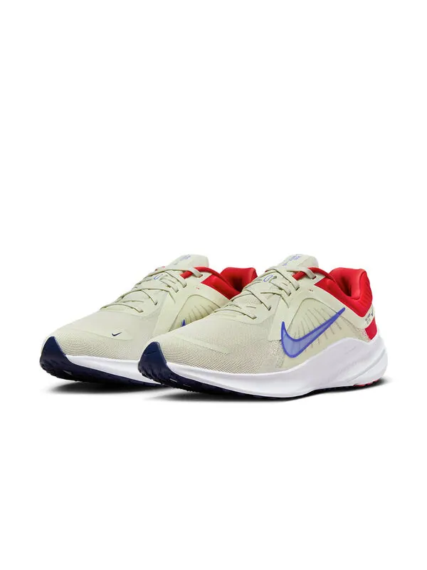 Кроссовки квест 5 Nike — изображение 3 из 4, бежевый/красный