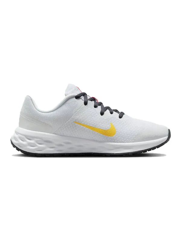 Кроссовки (GS) Nike Revolution 6 Road Running Shoes 'White Gridiron Orange Sea Coral' — изображение 2 из 4, белый//оранжевый