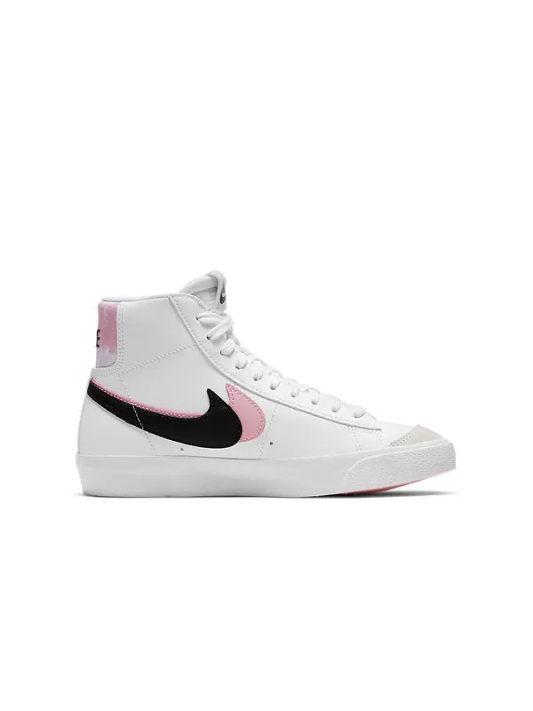 Кроссовки blazer mid '77 se 'white arctic punch' Nike — изображение 2 из 4, белый//черный