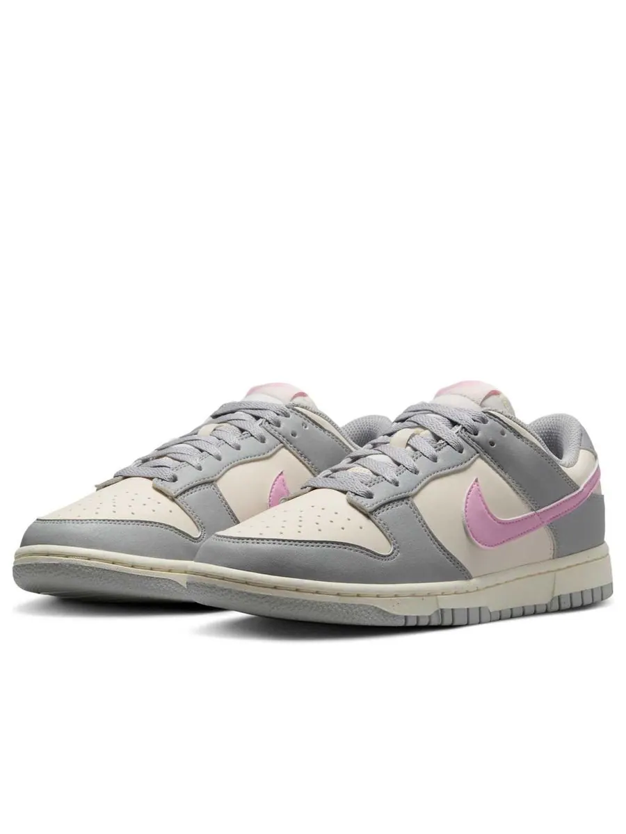 Кроссовки (WMNS) Nike Dunk Low Next Nature 'Light Smoke Grey Pink Rise' — изображение 3 из 6, серый