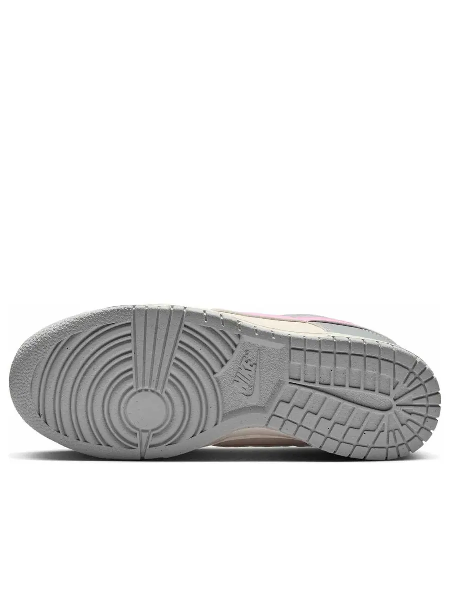 Кроссовки (WMNS) Nike Dunk Low Next Nature 'Light Smoke Grey Pink Rise' — изображение 6 из 6, серый