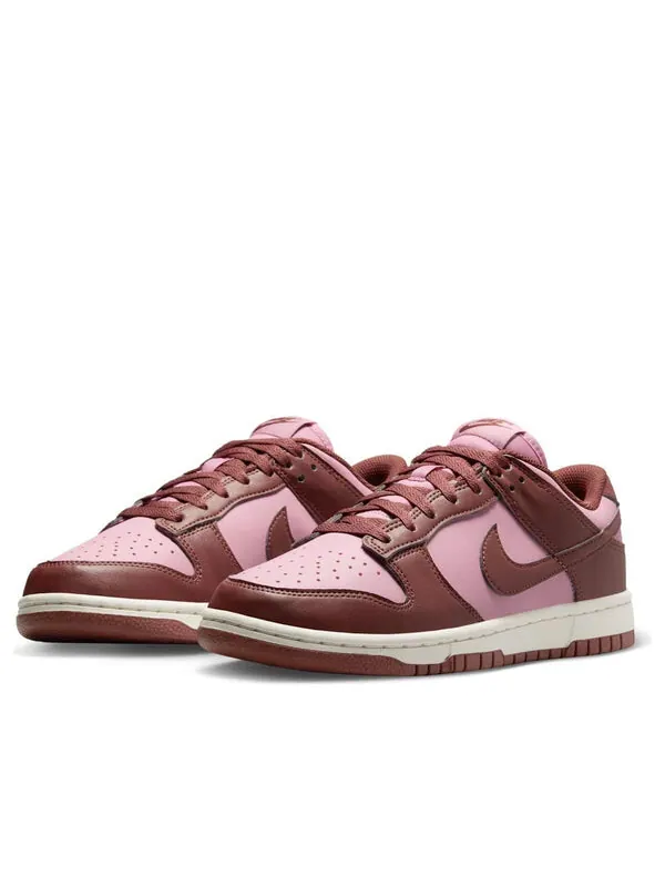 Кроссовки dunk low next nature 'dark pony elemental pink' Nike — изображение 3 из 4, белый/розовый/темный