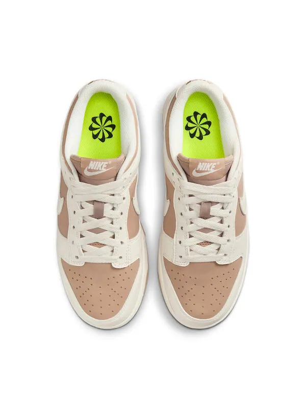 Кроссовки (WMNS) Nike Dunk Low 'Next Nature Beige Sail' — изображение 3 из 4, бежевый