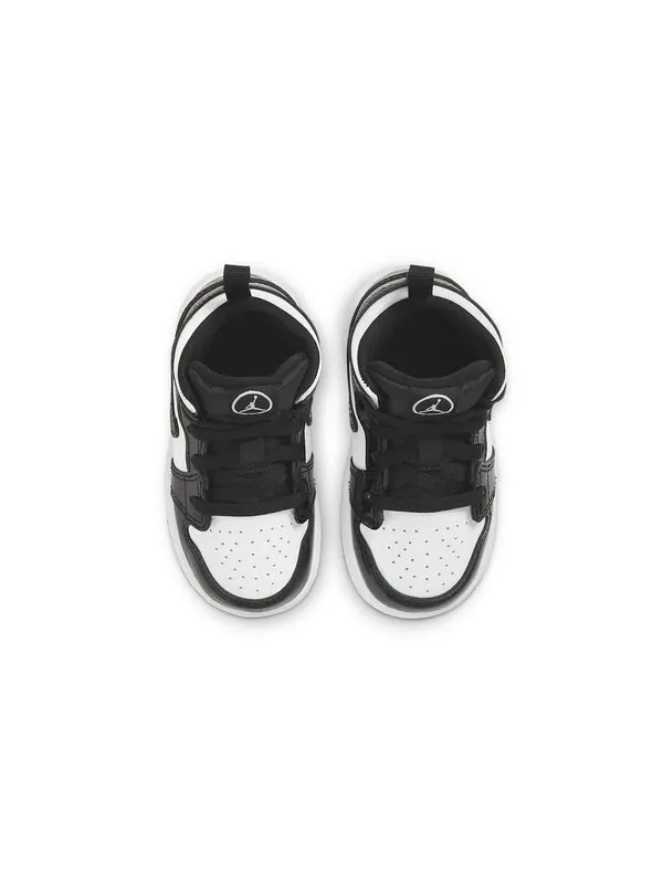 Кроссовки 1 средний размер Air Jordan — изображение 4 из 4, черный