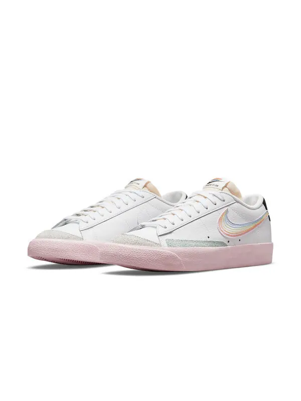 Кроссовки blazer low '77 vintage 'be true' Nike — изображение 3 из 4, белый