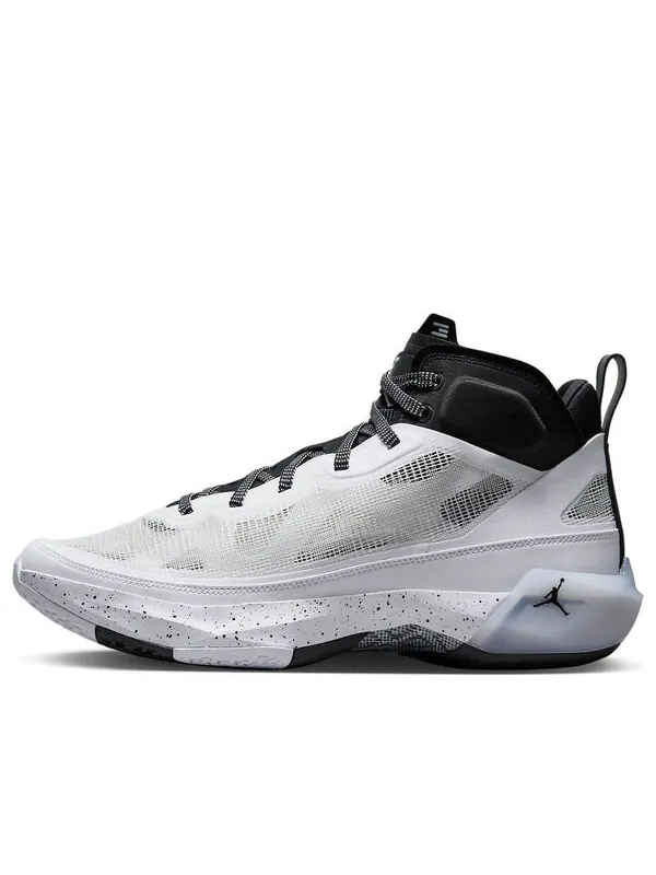 Кроссовки 37 Air Jordan — изображение 1 из 4, белый/черный