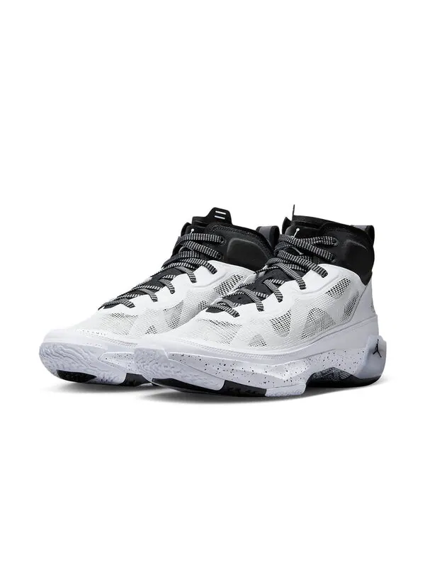 Кроссовки 37 Air Jordan — изображение 3 из 4, белый/черный