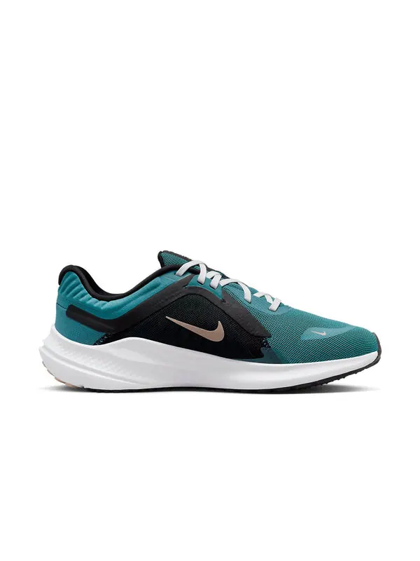 Кроссовки квест 5 Nike — изображение 2 из 4, черный/синий/зеленый
