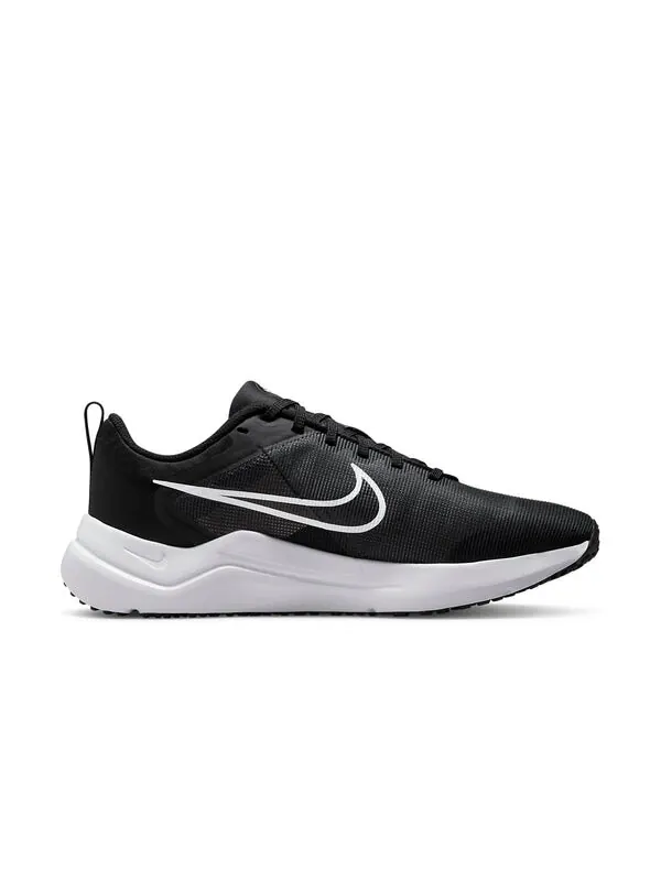 Кроссовки женские Nike 12 текстильные с логотипом бренда — изображение 2 из 4, черный/белый