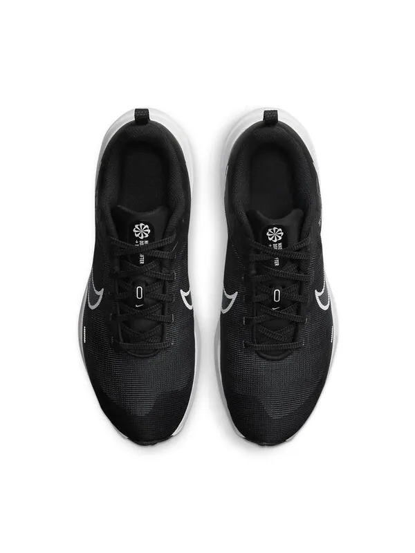 Кроссовки женские Nike 12 текстильные с логотипом бренда — изображение 4 из 4, черный/белый