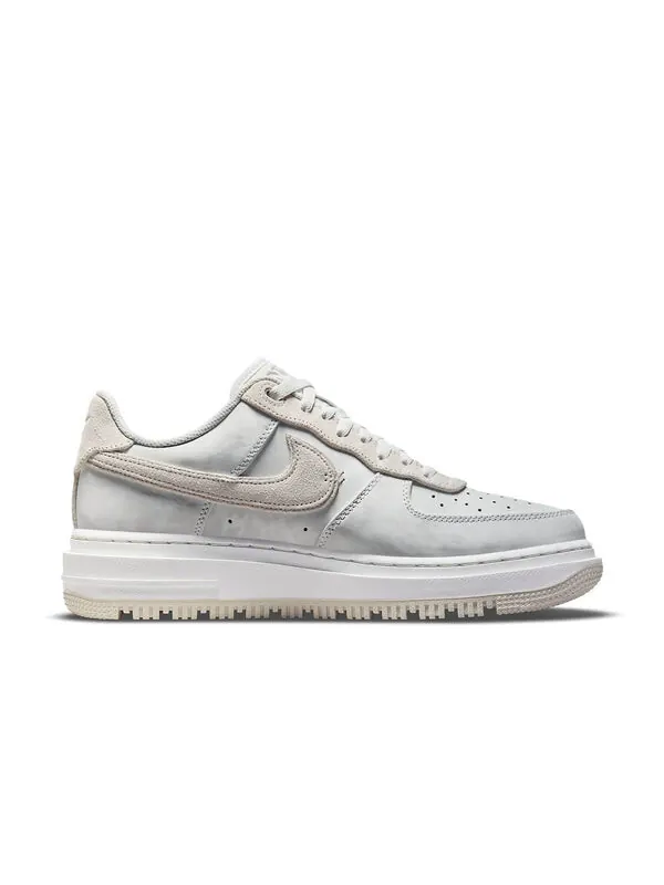 Кроссовки air force 1 luxe Nike — изображение 2 из 4, белый/светлый