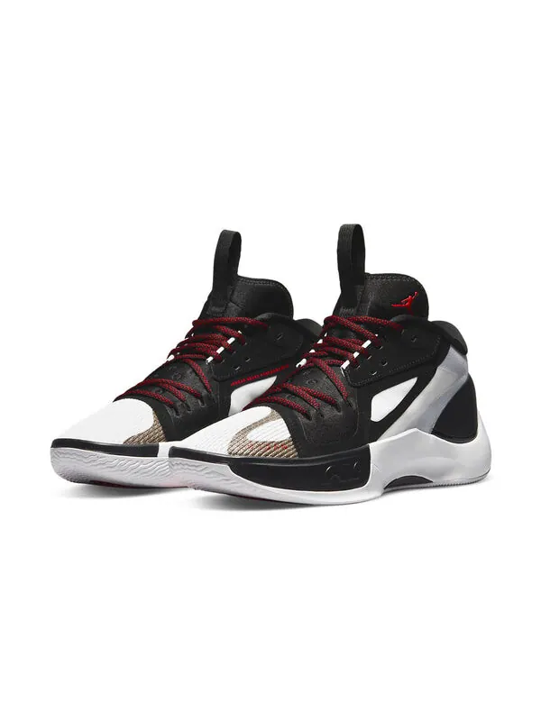 Кроссовки зум отдельно Air Jordan — изображение 3 из 4