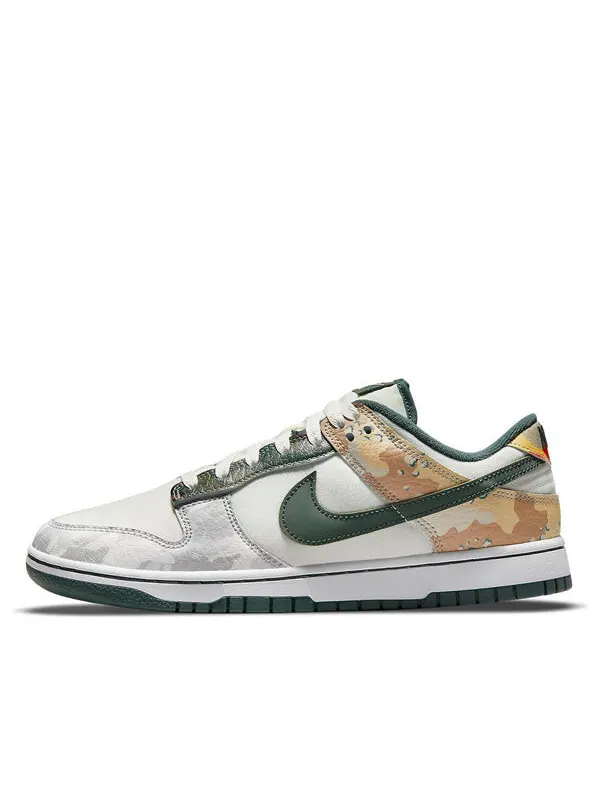 Кроссовки dunk low se 'sail multi-camo' Nike — изображение 1 из 4
