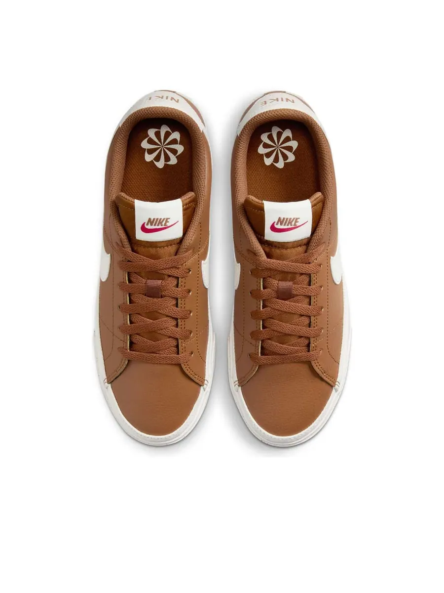 Кроссовки (WMNS) Nike Court Legacy Next Nature 'Light British Tan Fire Red Sail' — изображение 4 из 6, бежевый