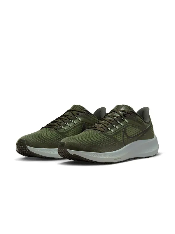Кроссовки 'black' Nike — изображение 3 из 4, черный/серый