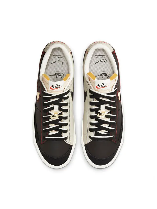Кроссовки blazer low '77 premium 'removable swoosh - black' Nike — изображение 4 из 4, черный/глубокий синий