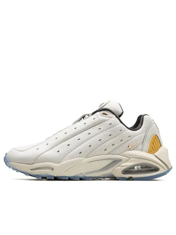 Кроссовки x nocta drake hot step air terra Nike — изображение 1 из 4