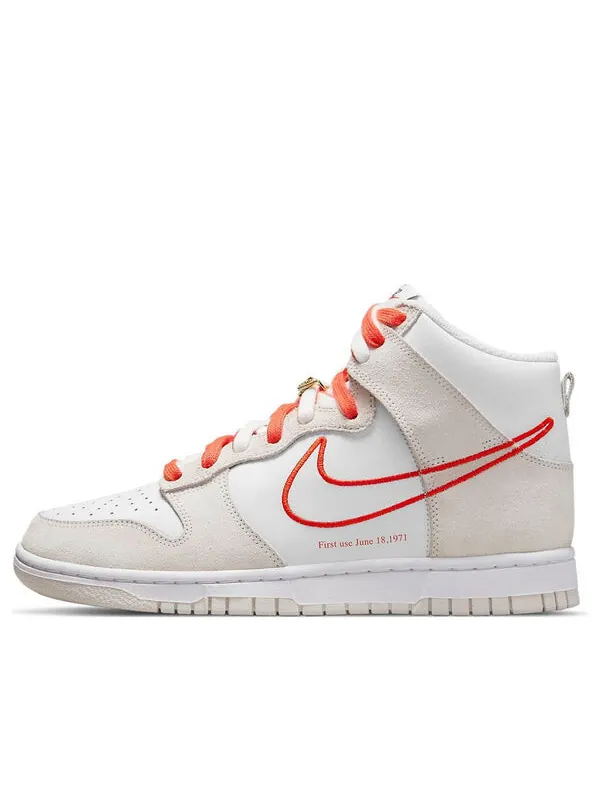 Кроссовки данки высокие se Nike — изображение 1 из 4, белый/-оранжевый