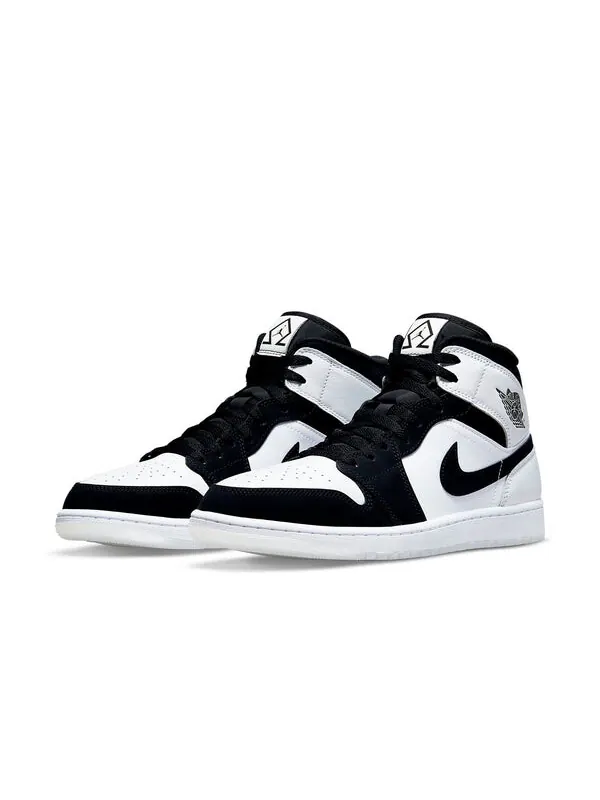 Кроссовки 1 средний размер Air Jordan — изображение 2 из 4, белый/черный