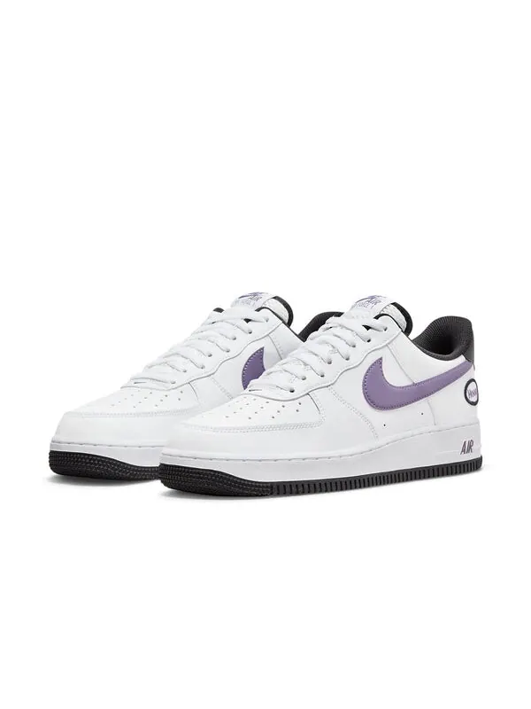 Кроссовки air force 1 '07 lv8 'hoops - white canyon purple' Nike — изображение 3 из 4, белый/фиолетовый/черный