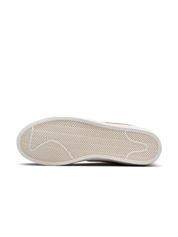Кроссовки blazer mid '77 'white sail gym red' Nike — изображение 2 из 4