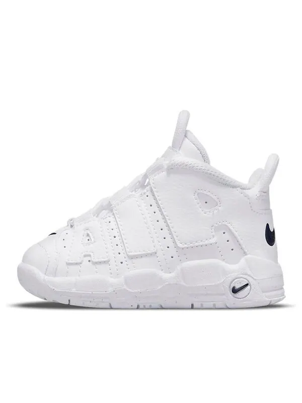 Кроссовки более динамичные Nike — изображение 1 из 4, белый/темно-синий