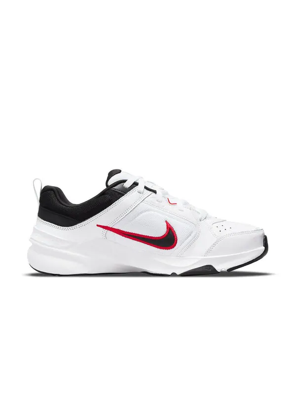 Кроссовки бросают вызов всему дню Nike — изображение 2 из 4, белый/черный/красный