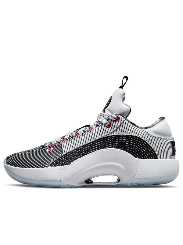 Кроссовки 35 низкие Air Jordan — изображение 1 из 4, черный/белый/красный